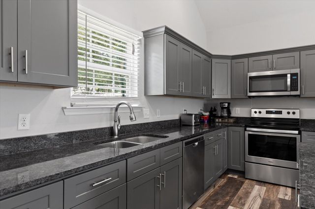 1182 Dedmon Road, Ringgold, GA 30736