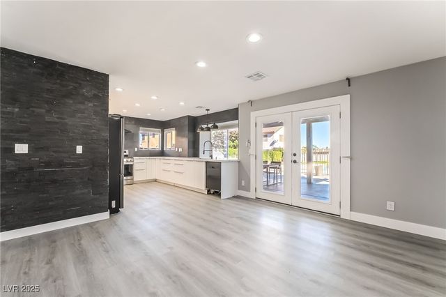 7970 Cadenza Lane, Las Vegas, NV 89123