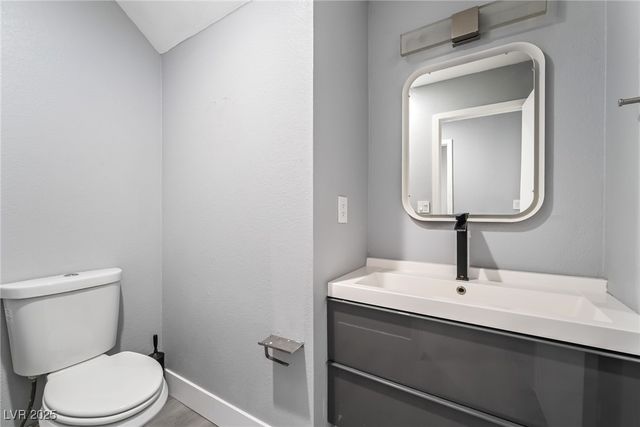 7970 Cadenza Lane, Las Vegas, NV 89123