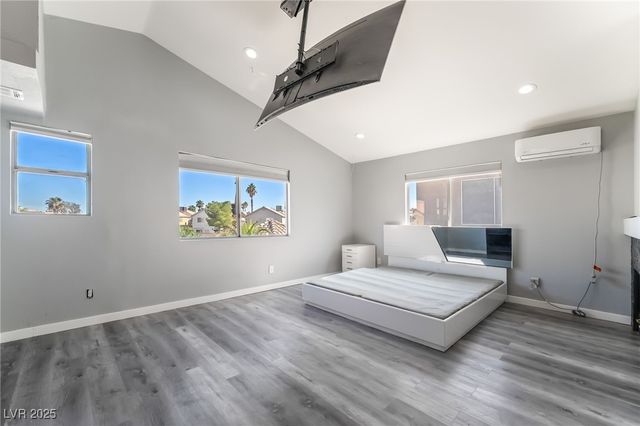 7970 Cadenza Lane, Las Vegas, NV 89123