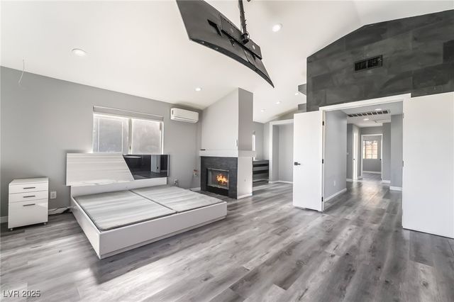 7970 Cadenza Lane, Las Vegas, NV 89123