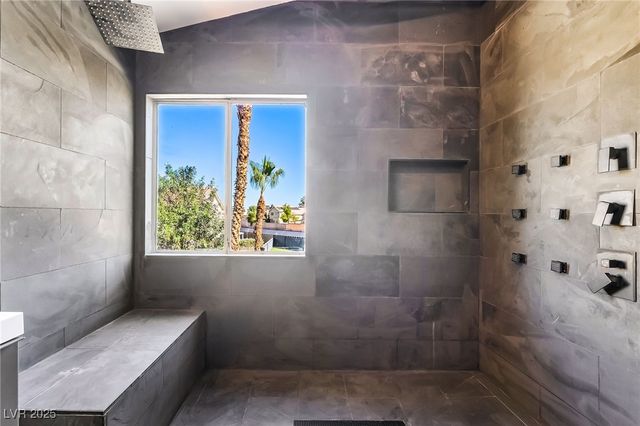 7970 Cadenza Lane, Las Vegas, NV 89123