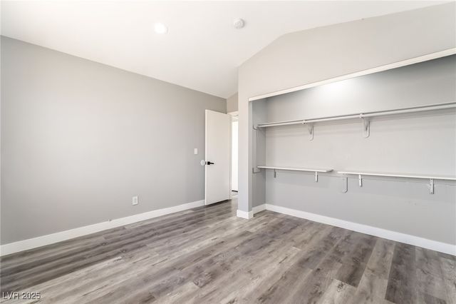 7970 Cadenza Lane, Las Vegas, NV 89123