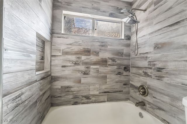 7970 Cadenza Lane, Las Vegas, NV 89123