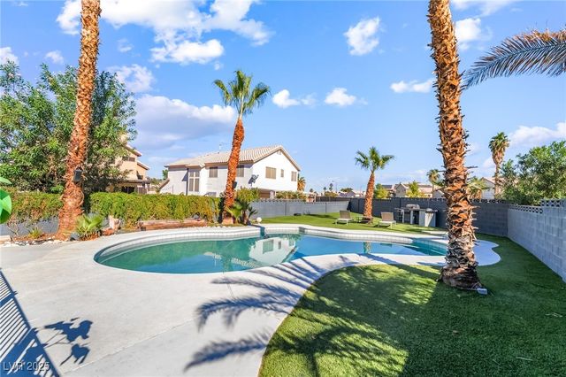 7970 Cadenza Lane, Las Vegas, NV 89123