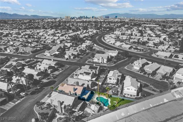 7970 Cadenza Lane, Las Vegas, NV 89123