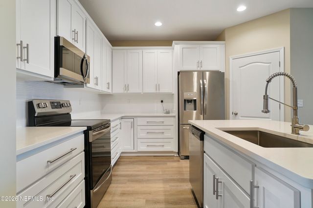 142 CASTRO Court, St. Johns, FL 32259