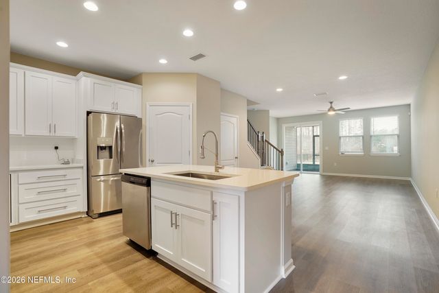 142 CASTRO Court, St. Johns, FL 32259