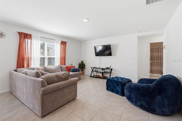 36882 GOFFAUX LOOP, Zephyrhills, FL 33541