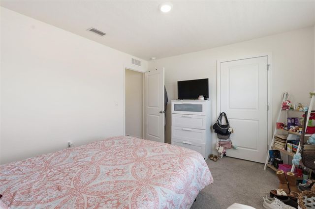 36882 GOFFAUX LOOP, Zephyrhills, FL 33541