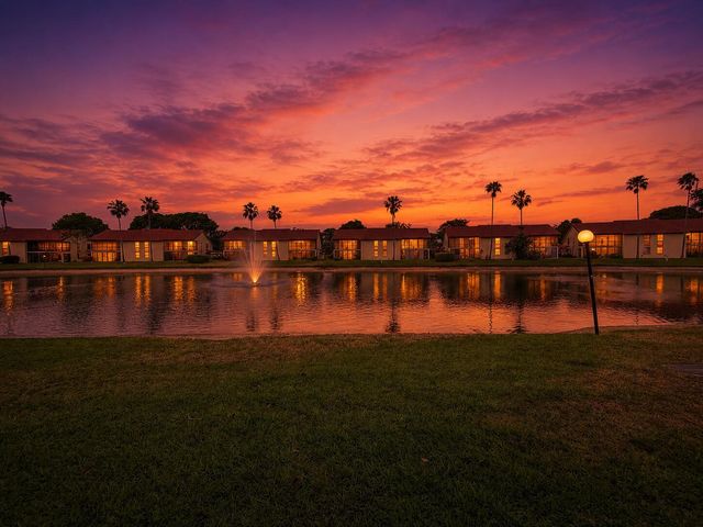 10223 N Circle Lake Drive 102, Boynton Beach, FL 33437