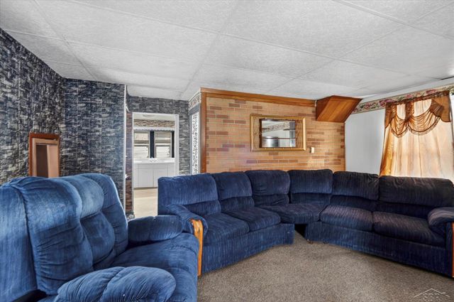 239 S Francis Avenue, Lansing, MI 48912