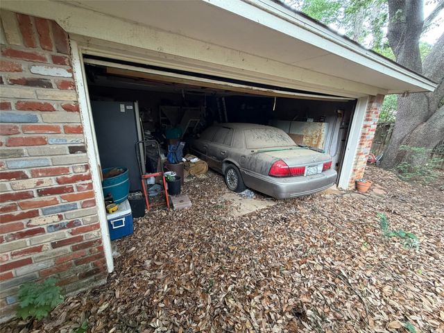 1804 Kingsborough Drive, Arlington, TX 76015