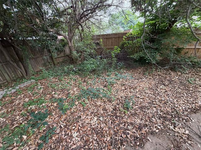 1804 Kingsborough Drive, Arlington, TX 76015