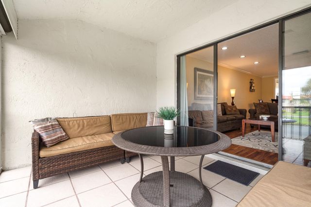 21218 Lago Circle H, Boca Raton, FL 33433