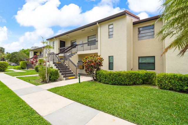 21218 Lago Circle H, Boca Raton, FL 33433