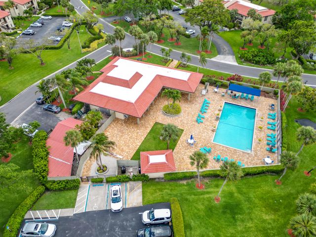 21218 Lago Circle H, Boca Raton, FL 33433