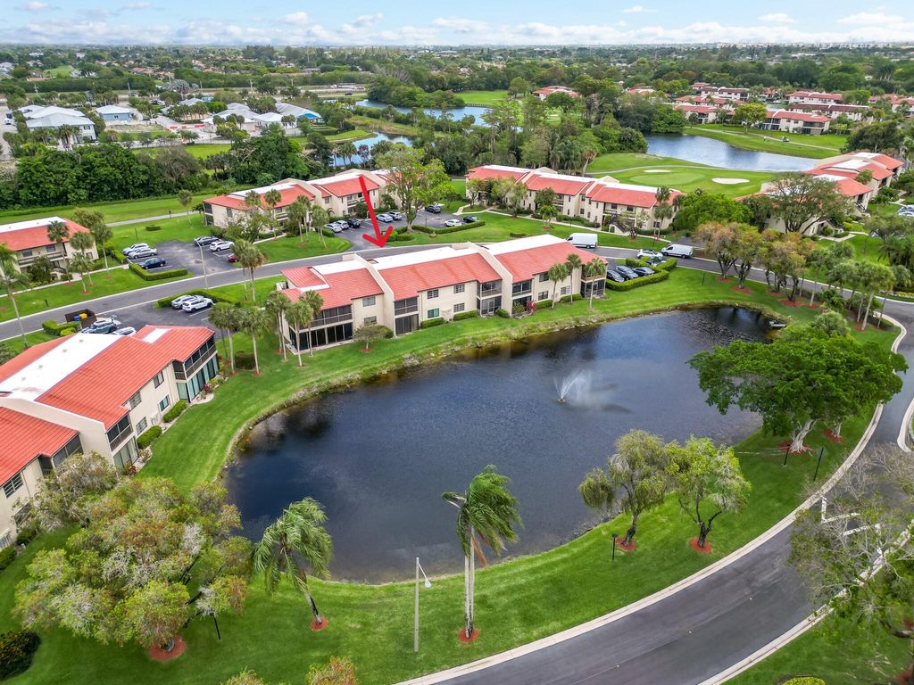 21218 Lago Circle H, Boca Raton, FL 33433