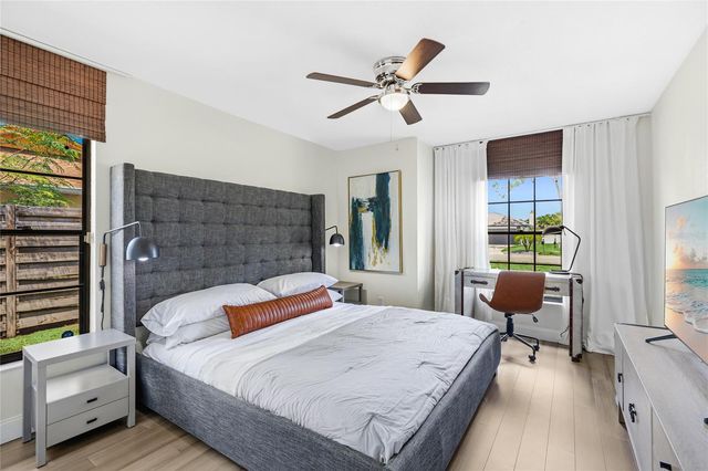 6513 29TH AVENUE W, Bradenton, FL 34209