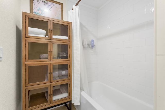 6513 29TH AVENUE W, Bradenton, FL 34209