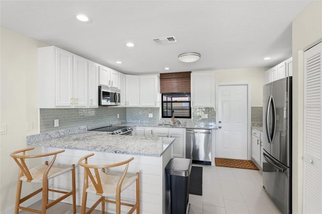 6513 29TH AVENUE W, Bradenton, FL 34209