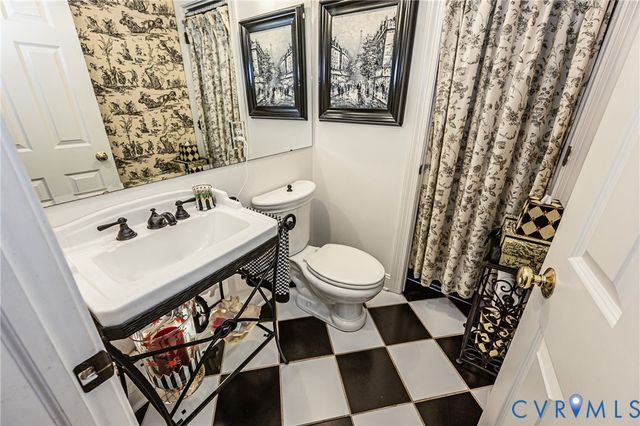 7081 Harrison Bluff Ln, Quinton, VA 23141
