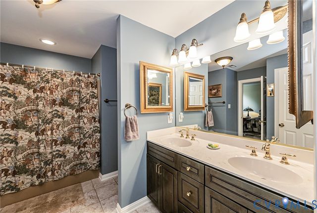 7081 Harrison Bluff Ln, Quinton, VA 23141
