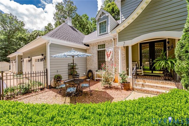 7081 Harrison Bluff Ln, Quinton, VA 23141