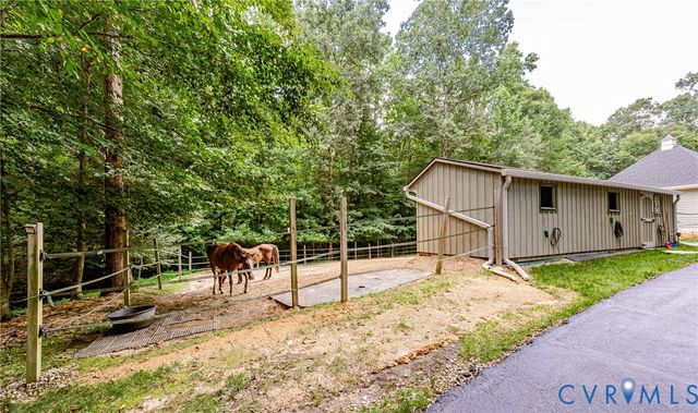 7081 Harrison Bluff Ln, Quinton, VA 23141