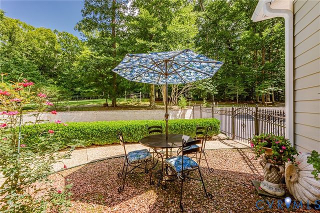 7081 Harrison Bluff Ln, Quinton, VA 23141