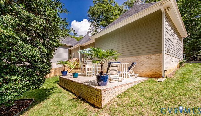 7081 Harrison Bluff Ln, Quinton, VA 23141