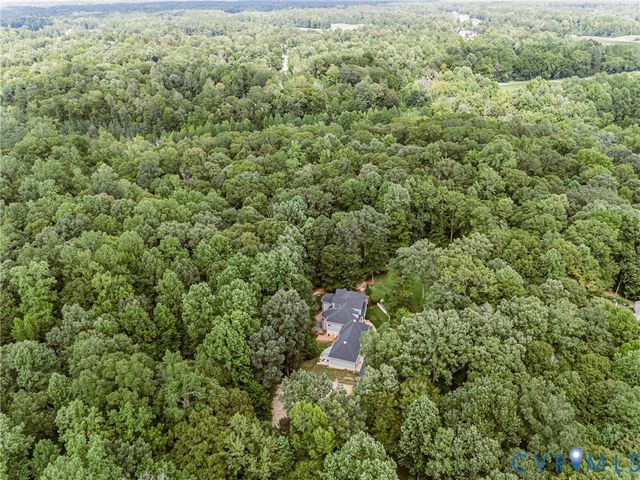 7081 Harrison Bluff Ln, Quinton, VA 23141