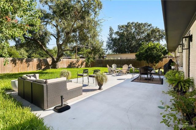 1104 Stone Street, Weslaco, TX 78596