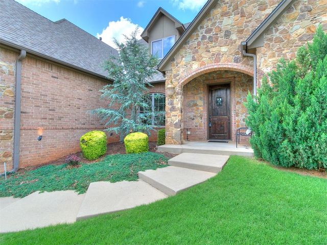 717 Belmar Drive, Edmond, OK 73025
