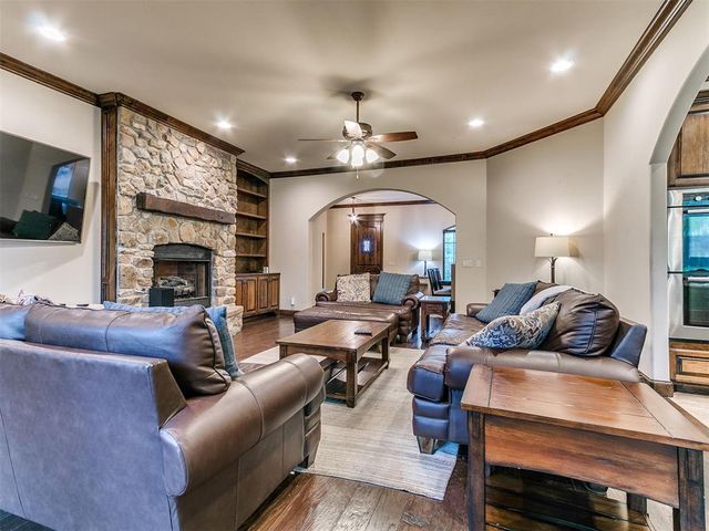 717 Belmar Drive, Edmond, OK 73025