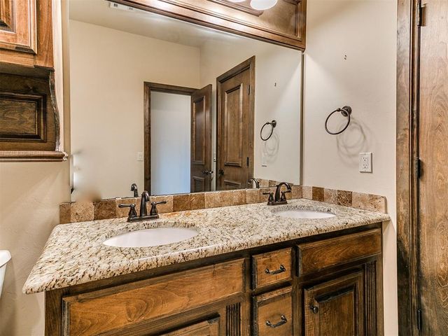 717 Belmar Drive, Edmond, OK 73025