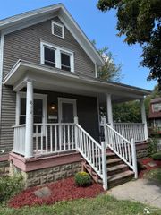 812 Bacon Street, Monroe, MI 48161