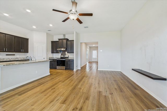 9135 Bennett, Converse, TX 78109