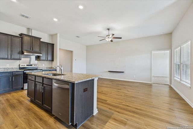 9135 Bennett, Converse, TX 78109