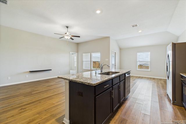 9135 Bennett, Converse, TX 78109