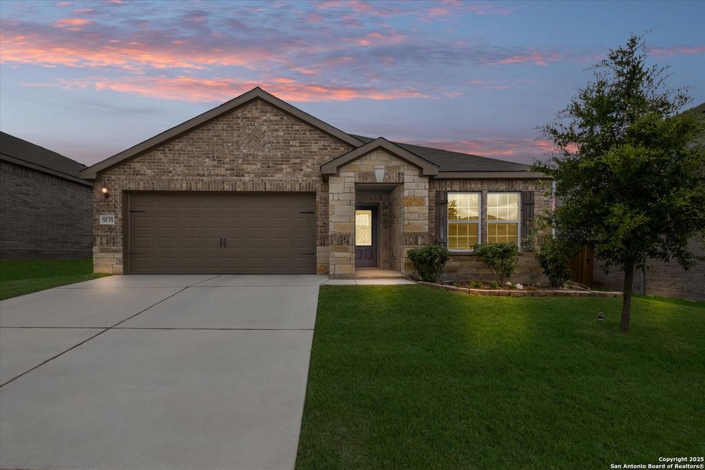 9135 Bennett, Converse, TX 78109