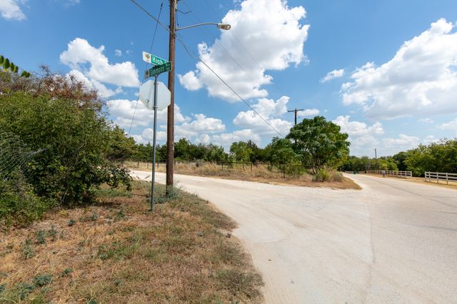 328 Simmons Way, Cedar Hill, TX 75104