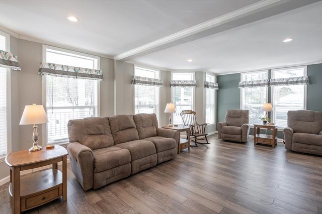 9A Winter St, Salem, NH 03079