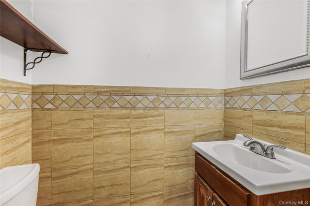 187 Woodland Avenue, Yonkers, NY 10703