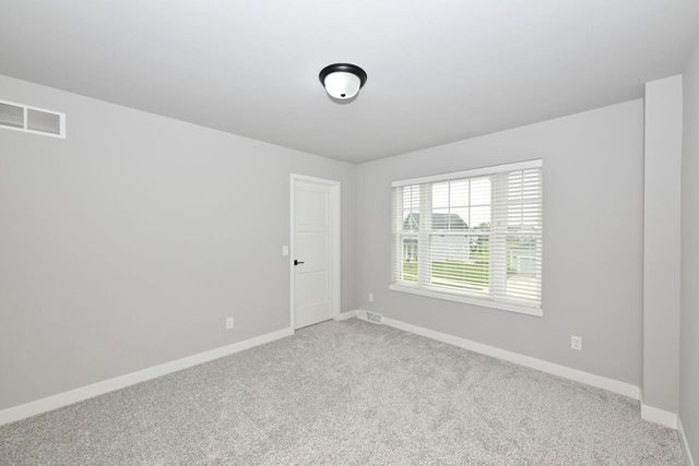 W201N5523 Magnolia LANE, Menomonee Falls, WI 53051