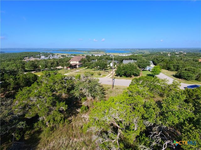 2350 Sunset Ridge, Canyon Lake, TX 78133