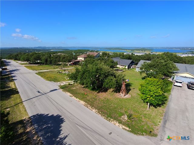 2350 Sunset Ridge, Canyon Lake, TX 78133