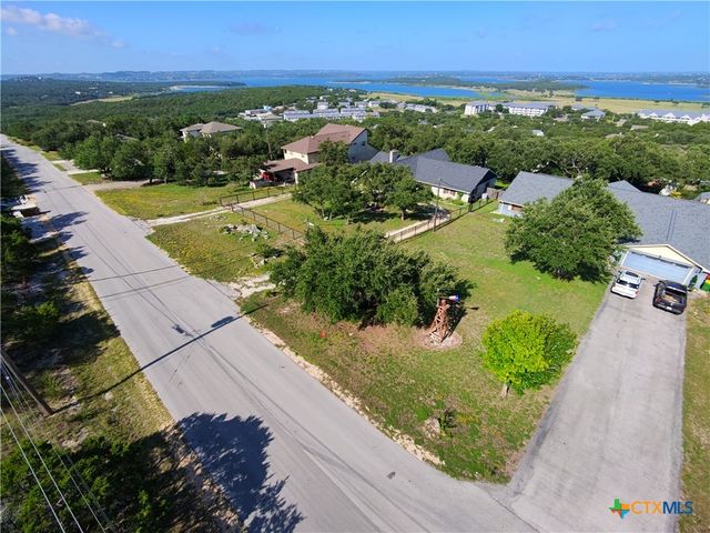 2350 Sunset Ridge, Canyon Lake, TX 78133
