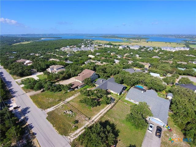 2350 Sunset Ridge, Canyon Lake, TX 78133