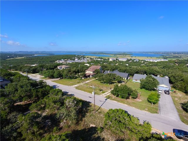 2350 Sunset Ridge, Canyon Lake, TX 78133